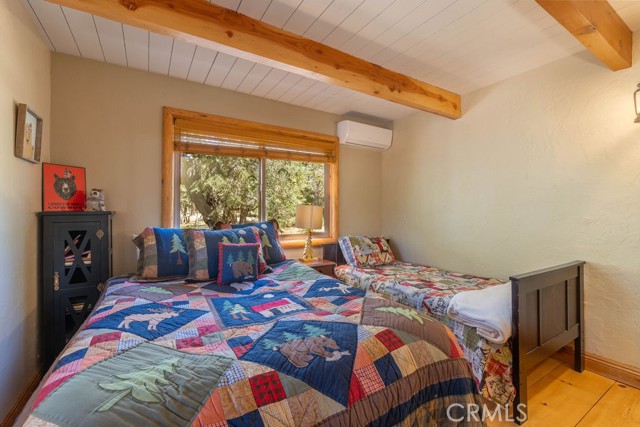 190 Yosemite Drive, Big Bear City CA: https://media.crmls.org/medias/0cfc712f-2f7f-4702-91af-cce7671893b9.jpg