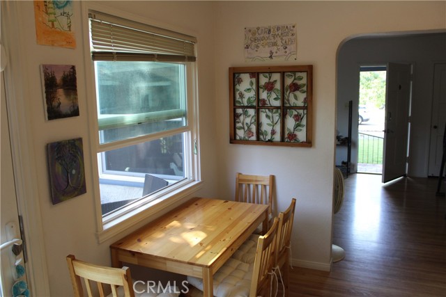 Detail Gallery Image 7 of 20 For 210 N Naomi, Burbank,  CA 91505 - 3 Beds | 2 Baths