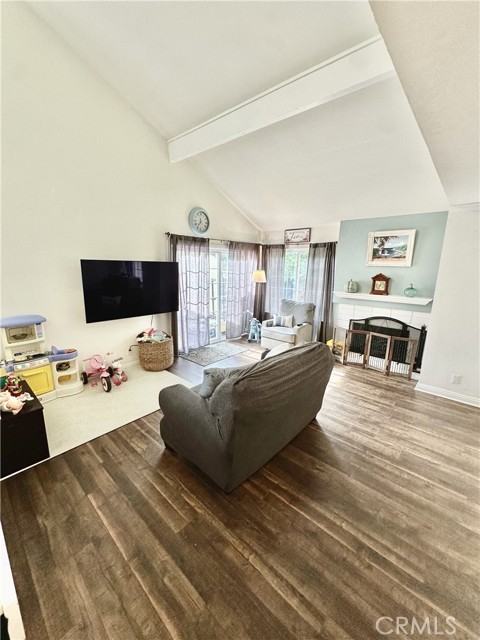 Detail Gallery Image 3 of 37 For 833 Windermere Rd, San Dimas,  CA 91773 - 4 Beds | 2/1 Baths