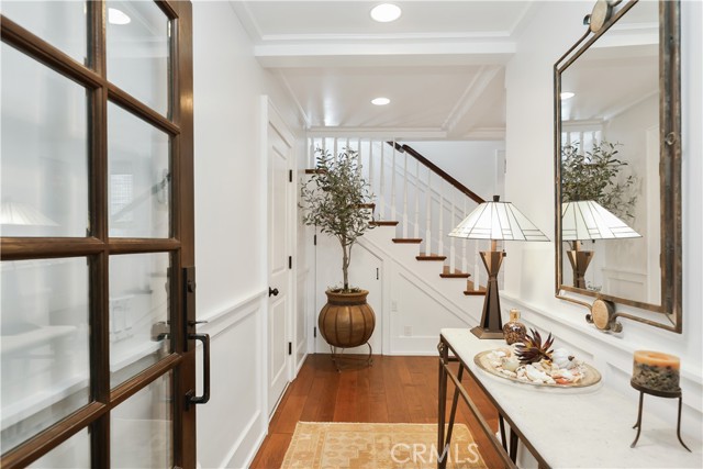 Detail Gallery Image 4 of 37 For 516 Poinsettia #B,  Corona Del Mar,  CA 92625 - 3 Beds | 3 Baths