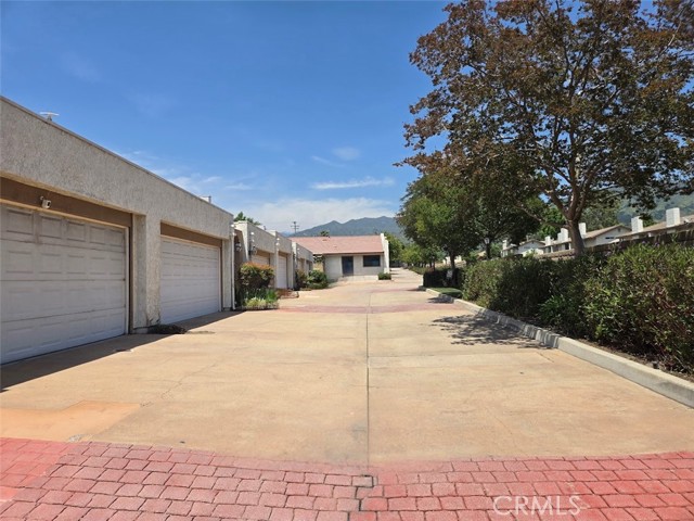 Detail Gallery Image 5 of 34 For 1432 E Foothill Bld, Glendora,  CA 91741 - 2 Beds | 2/1 Baths