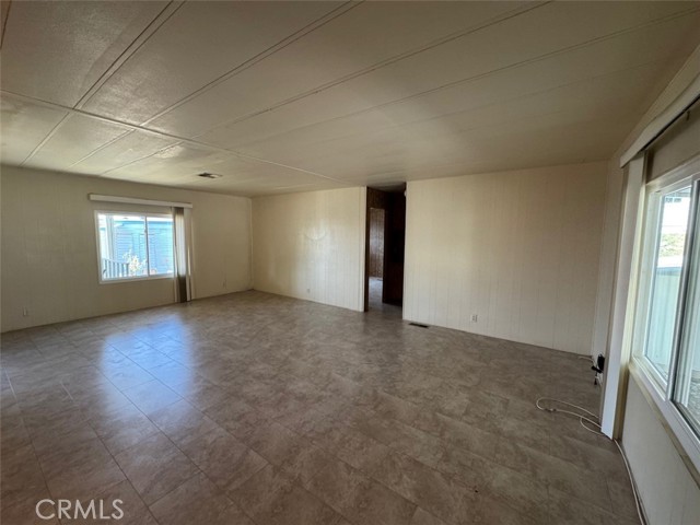 15181 Van Buren Boulevard, Riverside CA: https://media.crmls.org/medias/0d01552e-2b13-49c8-a400-97a729f38d89.jpg