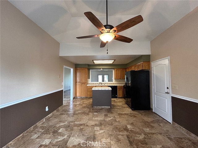 Detail Gallery Image 7 of 54 For 18149 Varden Dr, Madera,  CA 93638 - 3 Beds | 2 Baths