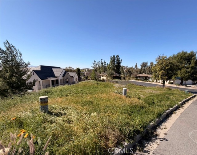 Detail Gallery Image 14 of 22 For 22851 Klamath Ct, Canyon Lake,  CA 92587 - – Beds | – Baths