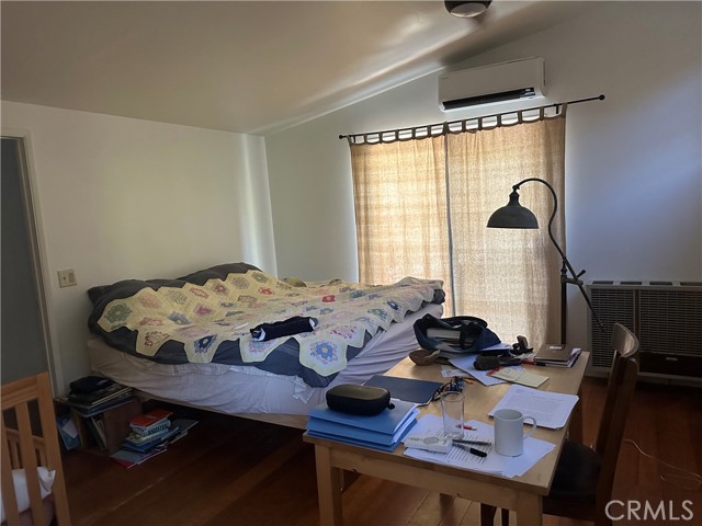 30 Bear Drive, Mt Baldy CA: https://media.crmls.org/medias/0d04e12a-b2ff-46df-a3af-fb74756d77d2.jpg