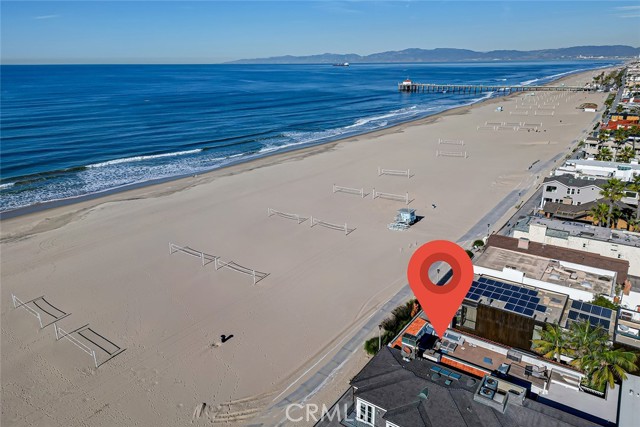 Detail Gallery Image 3 of 36 For 304 the Strand, Manhattan Beach,  CA 90266 - 4 Beds | 4/1 Baths