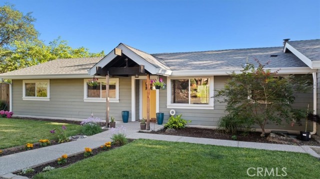 Detail Gallery Image 4 of 42 For 21 Sunflower Ln, Oroville,  CA 95966 - 3 Beds | 2 Baths