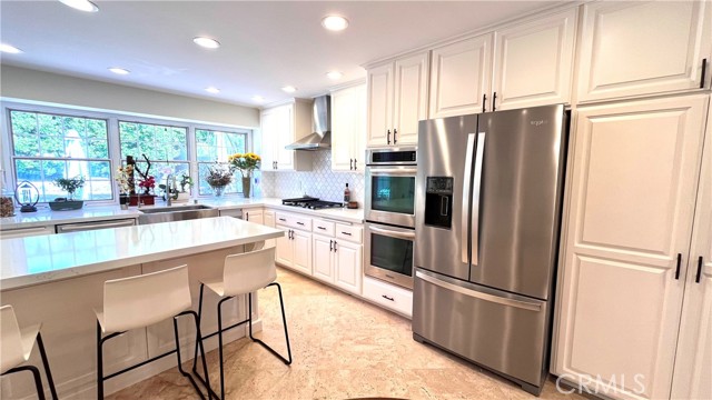 18822 Lister Lane, Huntington Beach CA: https://media.crmls.org/medias/0d0621bc-f157-4a03-8a26-5d485eea8f7a.jpg