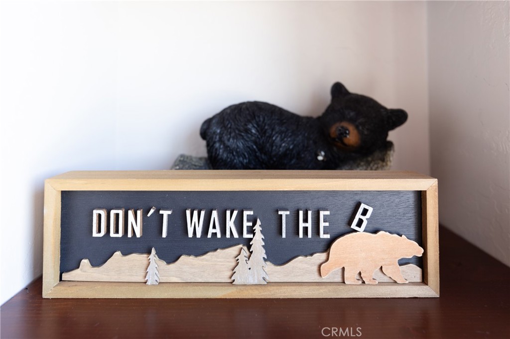 https://media.crmls.org/medias/0d067358-2091-4b0c-9108-dd3446dc7676.jpg?preset=X-Large