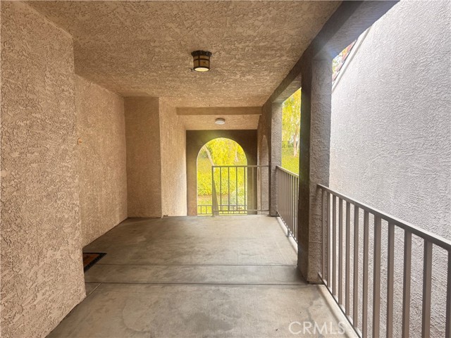 Detail Gallery Image 19 of 25 For 1980 Las Colinas Cir #301,  Corona,  CA 92879 - 2 Beds | 2 Baths