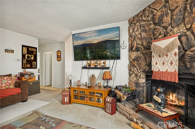 Detail Gallery Image 12 of 33 For 24552 Geneva, Crestline,  CA 92325 - 2 Beds | 1 Baths