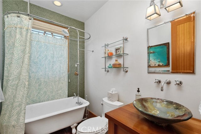 Image 17 of 40 For 624 6th Street
