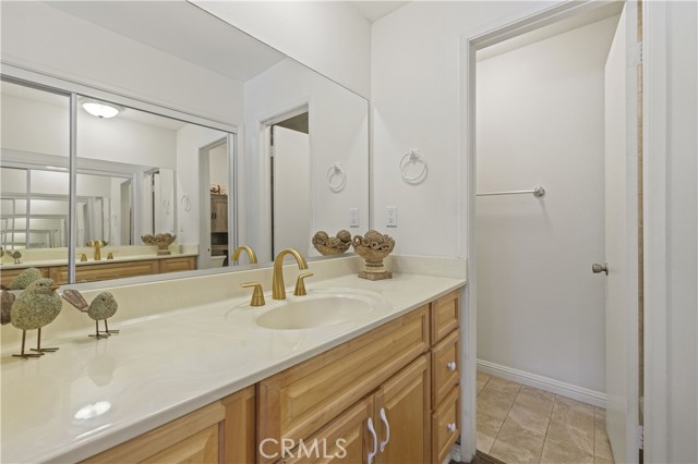 Detail Gallery Image 29 of 57 For 26817 Oak Branch Cir, Newhall,  CA 91321 - 2 Beds | 2 Baths