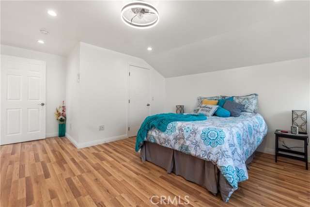 Detail Gallery Image 29 of 41 For 1330 W 48th St, Los Angeles,  CA 90037 - 4 Beds | 3/1 Baths