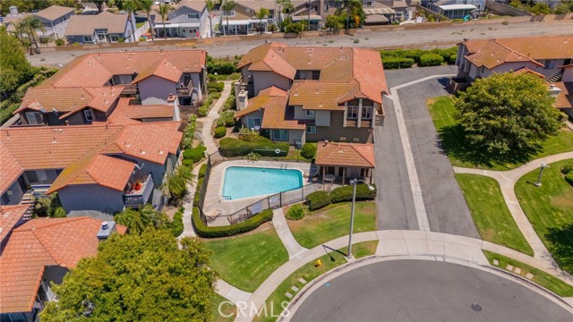 1310 Brentwood Circle, Corona CA: https://media.crmls.org/medias/0d078fe1-d724-4405-a97e-0a1f5d29f3c0.jpg