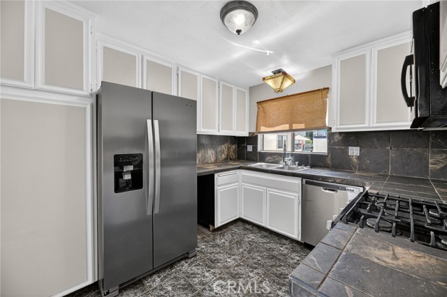 Image 18 of 60 For 7526 Jerez Court 4