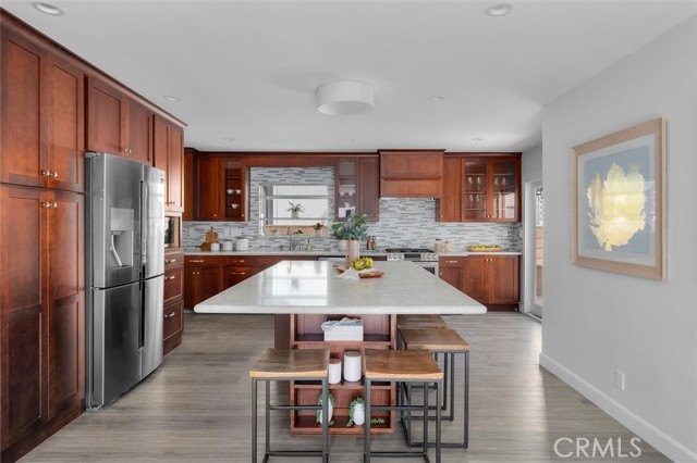 5545 Konya Drive, Torrance CA: https://media.crmls.org/medias/0d086070-7a39-4141-8020-89601e8c4e46.jpg