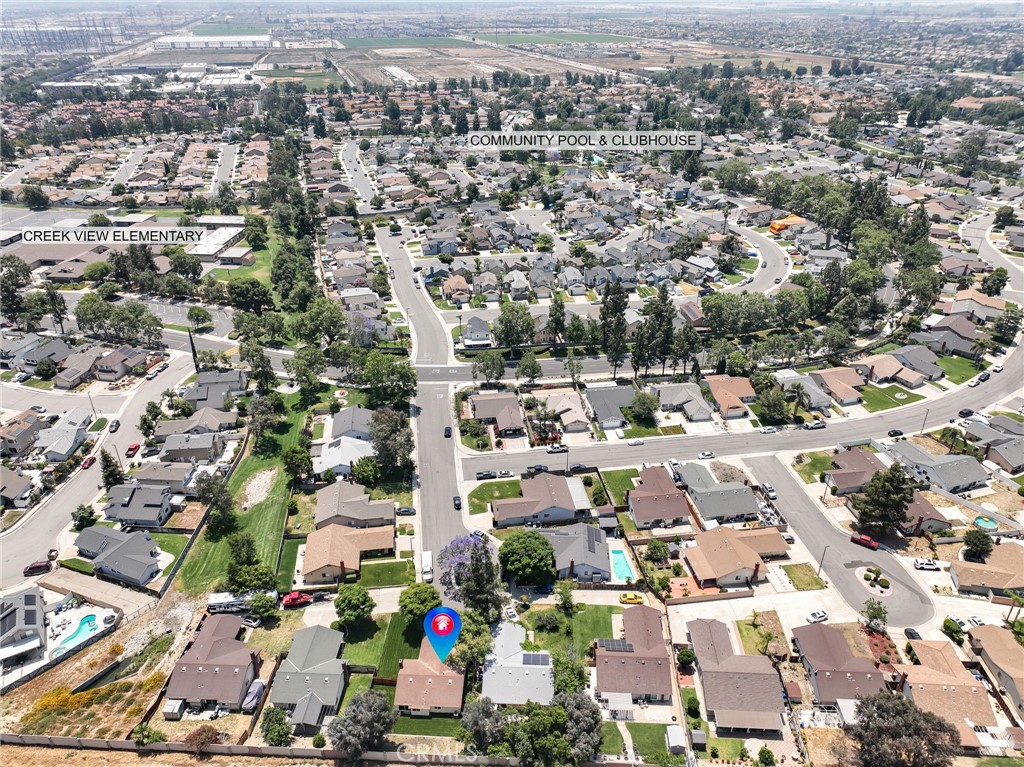 https://media.crmls.org/medias/0d087236-f438-46bc-8995-6ddc5df18952.jpg?preset=X-Large