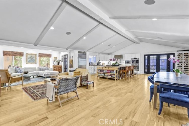 Detail Gallery Image 6 of 24 For 2237 Golden Cir, Newport Beach,  CA 92660 - 3 Beds | 2 Baths