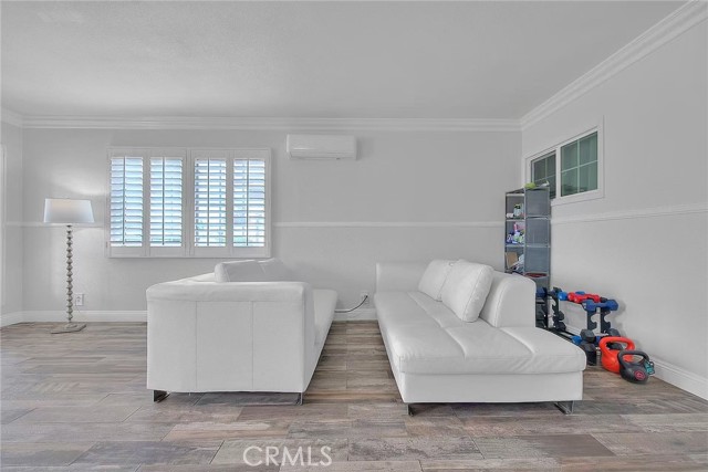 6442 Raymond Avenue, Long Beach CA: https://media.crmls.org/medias/0d08d018-359f-43d5-ac34-604bbfde11d0.jpg