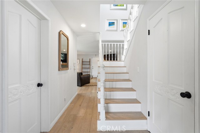 Detail Gallery Image 11 of 33 For 2213 Dufour Avenue #a, Redondo Beach,  CA 90278 - 3 Beds | 2/1 Baths