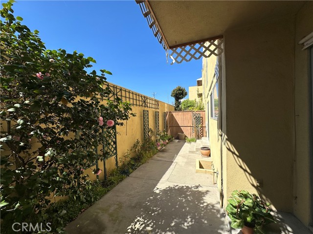 Detail Gallery Image 28 of 43 For 6225 Coldwater Canyon Ave #117,  North Hollywood,  CA 91606 - 2 Beds | 2 Baths