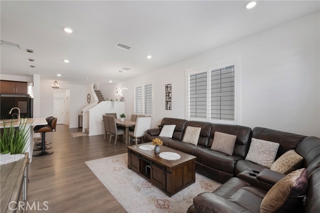 24271 Juni Court, Corona CA: https://media.crmls.org/medias/0d09e13d-5b24-405a-9381-4cf499080a56.jpg