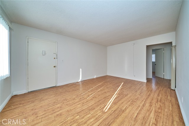 Detail Gallery Image 6 of 20 For 1639 218th #3,  Torrance,  CA 90501 - 2 Beds | 1 Baths