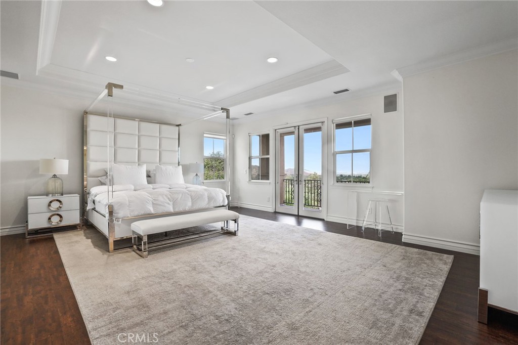 MLS #OC25222504 image #40