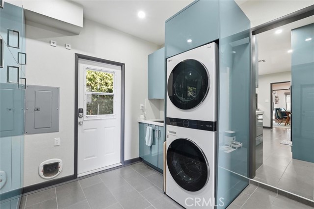 Detail Gallery Image 16 of 34 For 4415 Lime, Long Beach,  CA 90807 - 4 Beds | 3 Baths