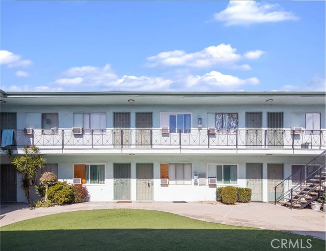 Image 4 of 60 For 1232 San Gabriel