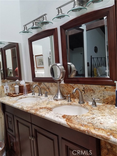8694 Villa La Jolla Drive, La Jolla CA: https://media.crmls.org/medias/0d0c23ab-9488-4603-a213-44eb813fee15.jpg