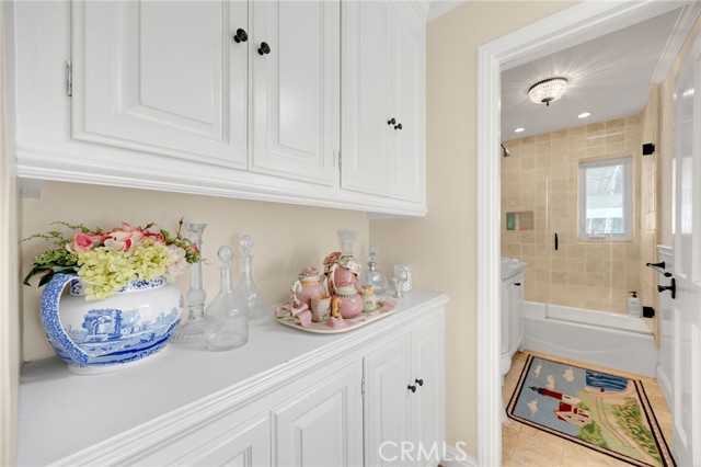 Detail Gallery Image 19 of 55 For 3301 Tilden Ave, Los Angeles,  CA 90034 - 4 Beds | 4 Baths