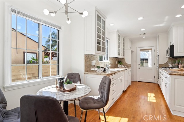 Detail Gallery Image 13 of 54 For 1735 N Lima St, Burbank,  CA 91505 - 3 Beds | 2 Baths