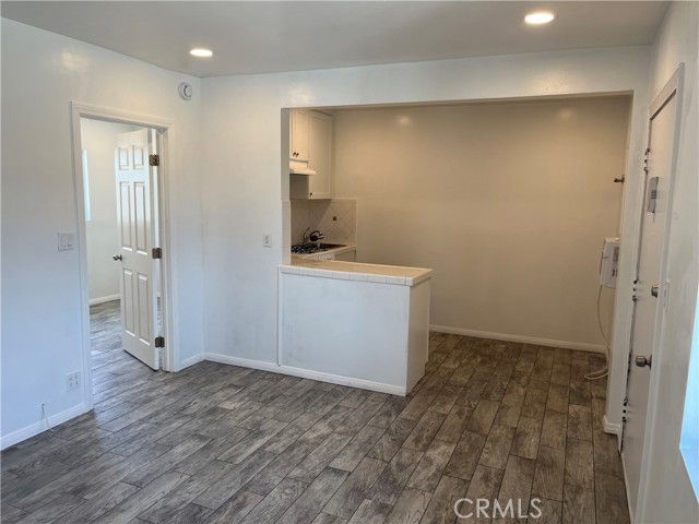 3112 Washington Boulevard, Marina del Rey CA: https://media.crmls.org/medias/0d0d1aff-6f83-44ce-8f48-fae38c41fe9c.jpg