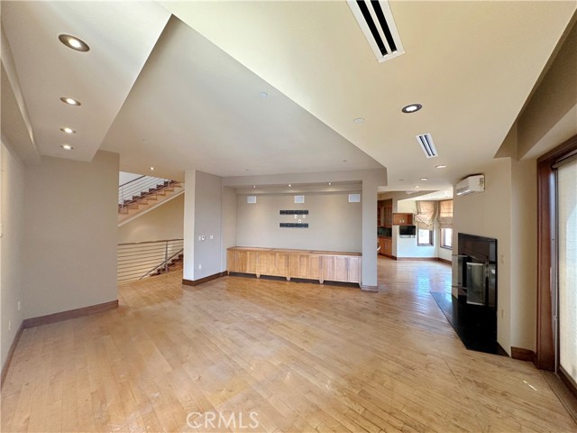 5077 Schumacher Road, Calabasas CA: https://media.crmls.org/medias/0d0ec587-e461-417b-8852-bd5ea4cc7006.jpg