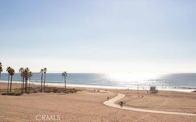1628 E Palm Ave, El Segundo CA: https://media.crmls.org/medias/0d0ff917-fa08-4790-b764-a724302b9059.jpg