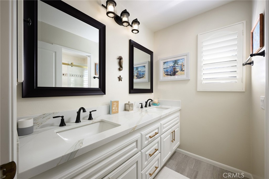 MLS #OC25145732 img 45