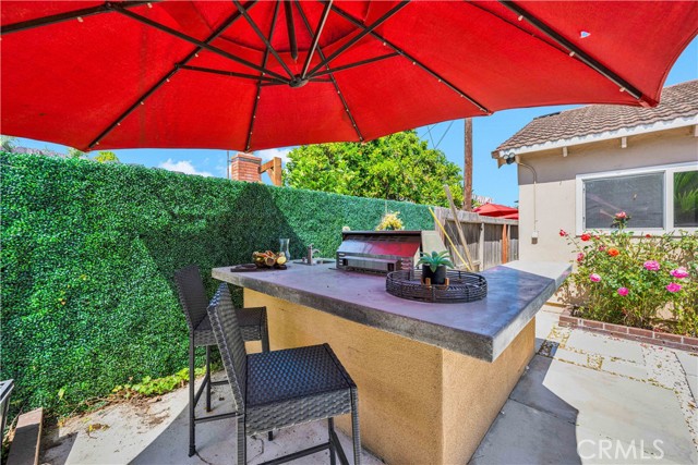 16761 Montclair Lane, Huntington Beach CA: https://media.crmls.org/medias/0d11038b-b767-4970-9bea-0937bbf32113.jpg