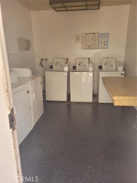1118 Valencia Street, Los Angeles CA: https://media.crmls.org/medias/0d11ccb3-1d82-49ab-a6f5-b9821a1fb761.jpg
