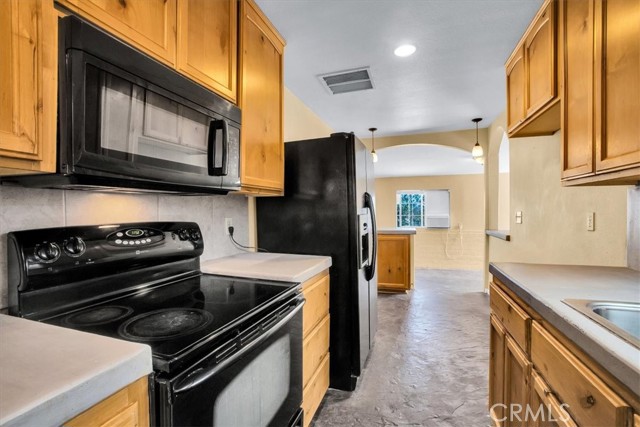 Detail Gallery Image 14 of 43 For 6676 Mariposa Ave, Twentynine Palms,  CA 92277 - 2 Beds | 1 Baths