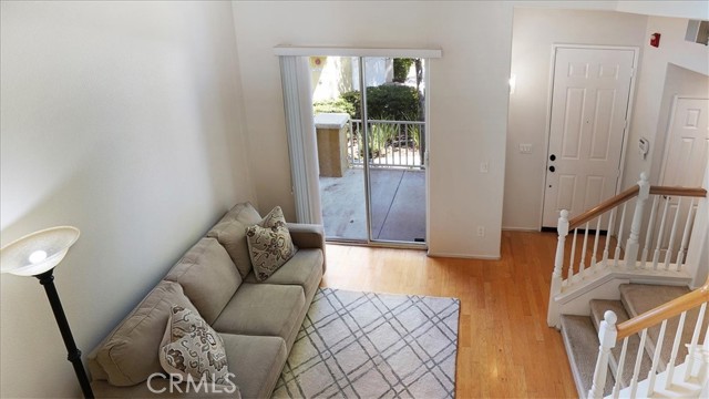 Detail Gallery Image 15 of 19 For 23433 Abbey Glen Pl, Valencia,  CA 91354 - 2 Beds | 2/1 Baths