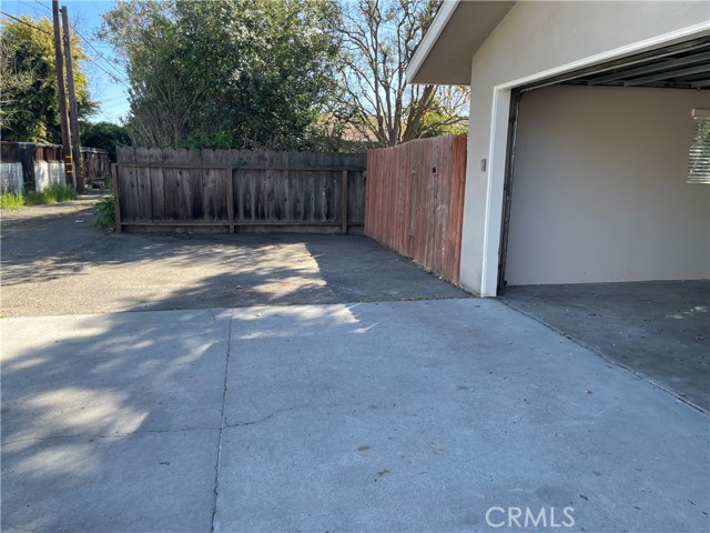 Detail Gallery Image 18 of 19 For 2538 N Thorne, Fresno,  CA 93704 - 5 Beds | 3 Baths