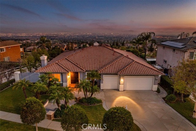 Detail Gallery Image 3 of 61 For 9849 Meadowood, Rancho Cucamonga,  CA 91737 - 4 Beds | 2/1 Baths