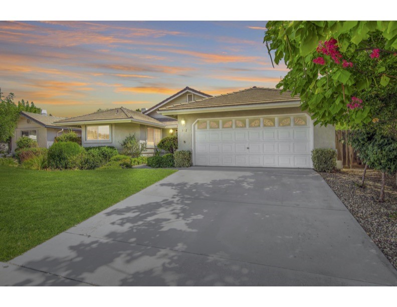 Detail Gallery Image 1 of 1 For 192 Stonebridge Ln, Paso Robles,  CA 93446 - 3 Beds | 2 Baths