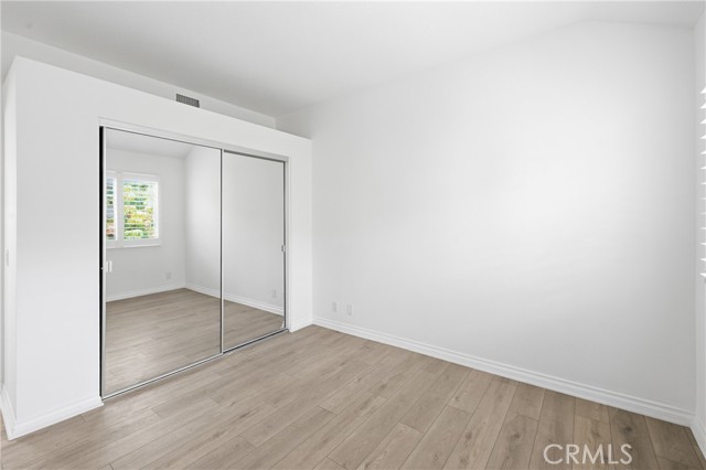 Detail Gallery Image 20 of 27 For 909 Muirfield, Newport Beach,  CA 92660 - 2 Beds | 2/1 Baths