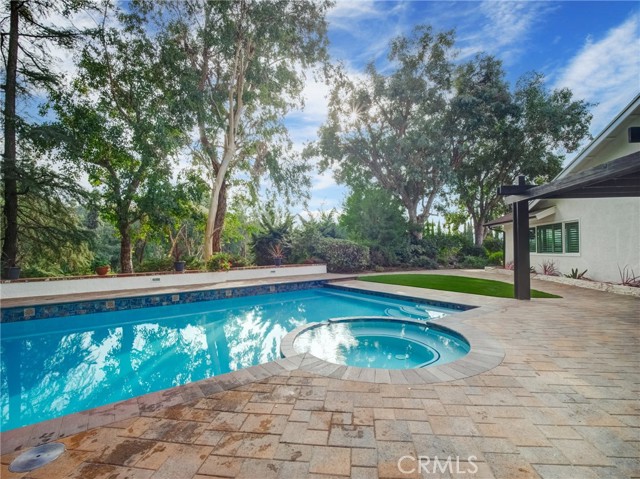 Detail Gallery Image 63 of 67 For 4732 Del Moreno Dr, Woodland Hills,  CA 91364 - 4 Beds | 3 Baths