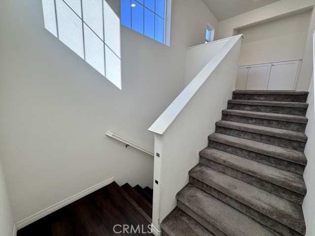 https://media.crmls.org/medias/0d179b18-4bb6-4648-8054-450a5c3dad7d.jpg?preset=X-Large