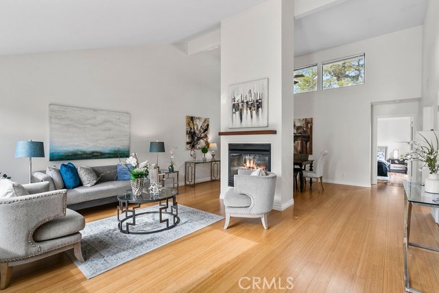 21 Morena, Irvine CA: https://media.crmls.org/medias/0d182592-06dd-4ee8-8802-f1065378fb82.jpg