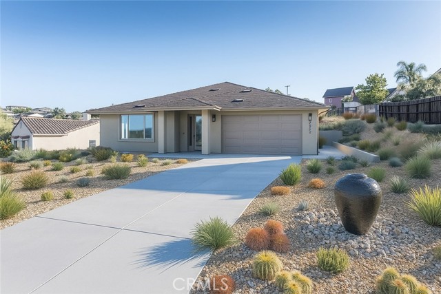 Detail Gallery Image 1 of 24 For 2235 Holly Dr, Paso Robles,  CA 93446 - 3 Beds | 2 Baths